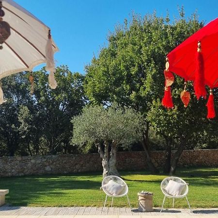 Le Clos Des Cambres Les Arcs-sur-Argens Exterior foto